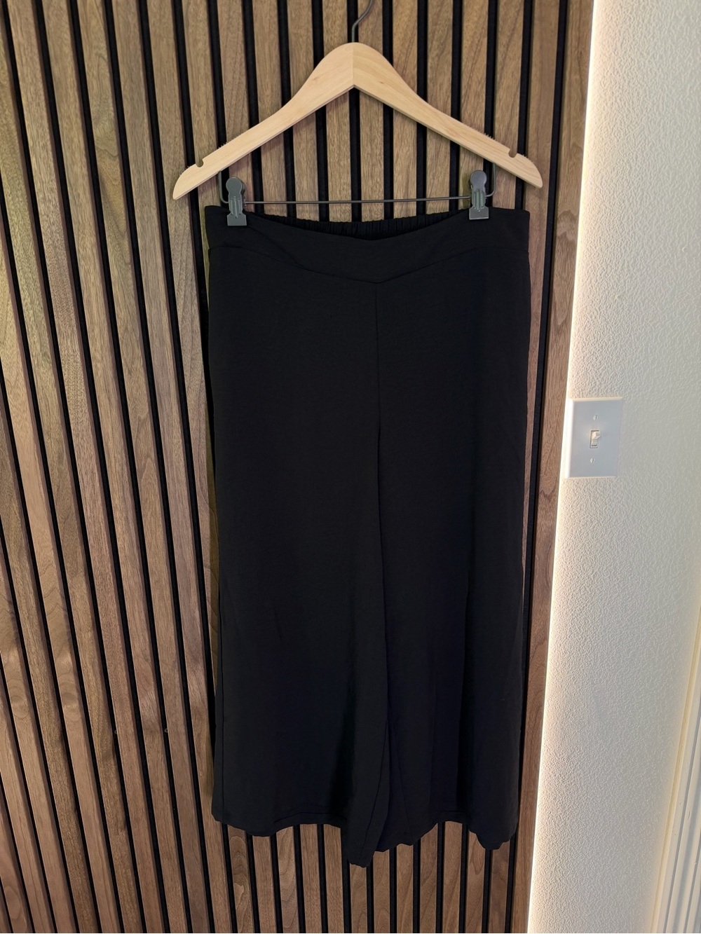 Adrianna Papell Textured Pull-on Pant - Black
